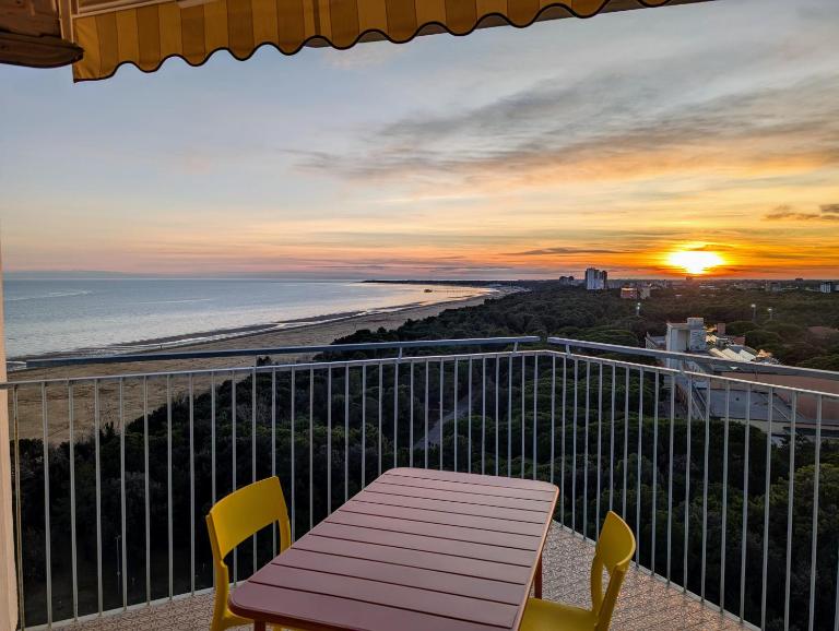 Seafront Apt 2Bedr with view "AuricSuites" - B&B Lignano Sabbiadoro