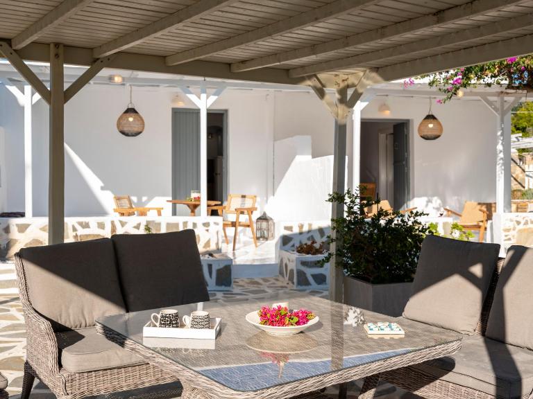 Chanos Luxury Suites Paros - Ferienwohnung Alyki