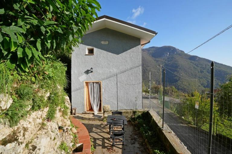 CASA SANT`ANNA DI STAZZEMA - Ferienwohnung Culla