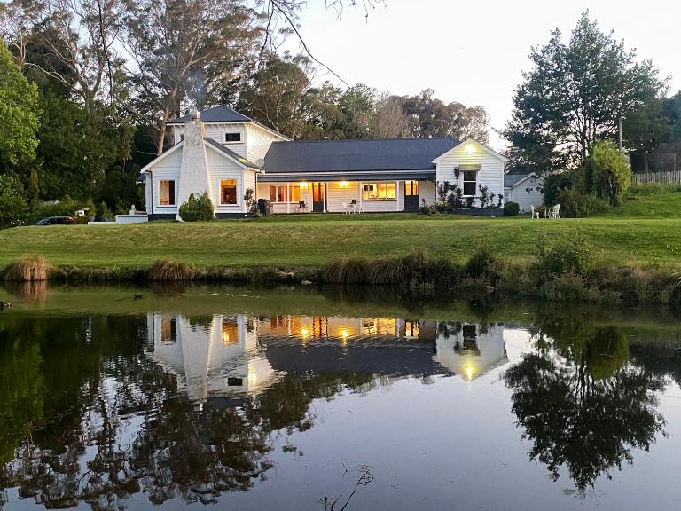 Te Rangi Lodge - B&B Kopuaranga