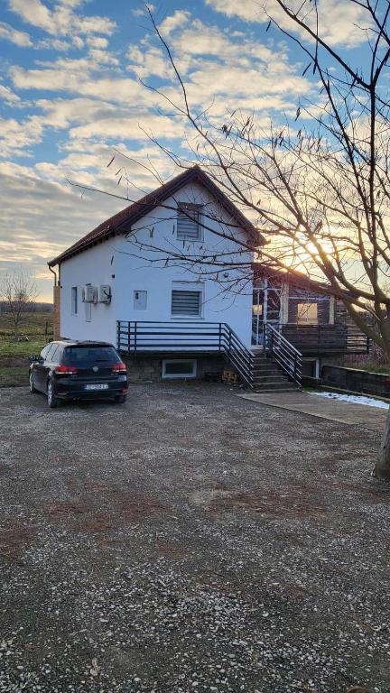 Kuća za odmor JELENA - B&B Vukovar