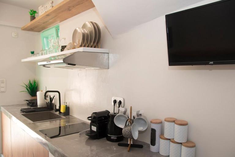 Urban Petit - B&B Ermoúpolis