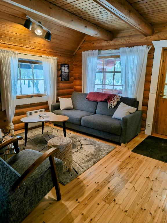 Vähäreinari, mökki Ylläksellä - B&B Ylläsjärvi
