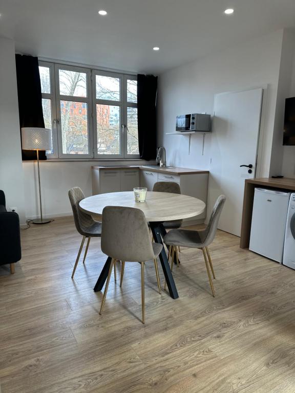 Maison de l'Aar Appartement Le Rubis luxueux et cosy neuf - Chambres d'hôtes Strasbourg