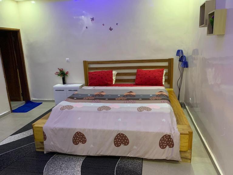 LUX Studios - Bed and Breakfast Dakar