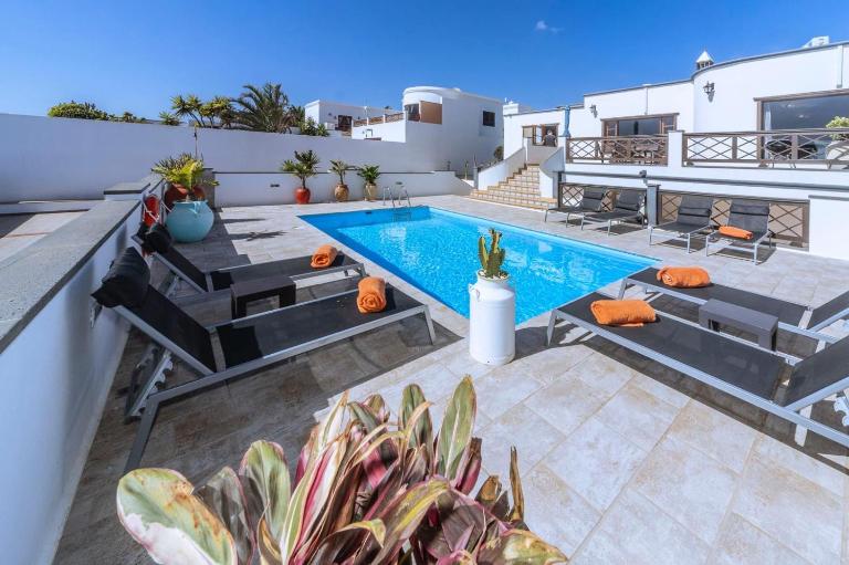 Luxury House Panoramic Sea Views - B&B Güime