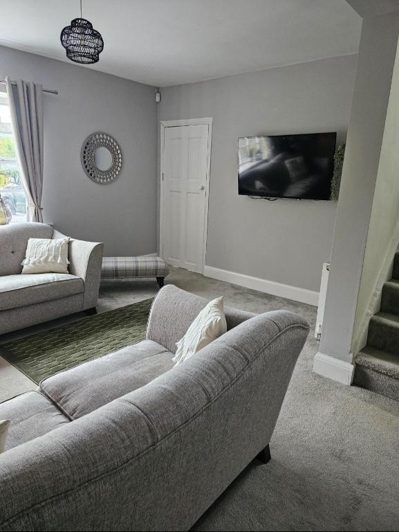 The Sweetbriar Cottage 3 bedroom house in Leeds - B&B Marton