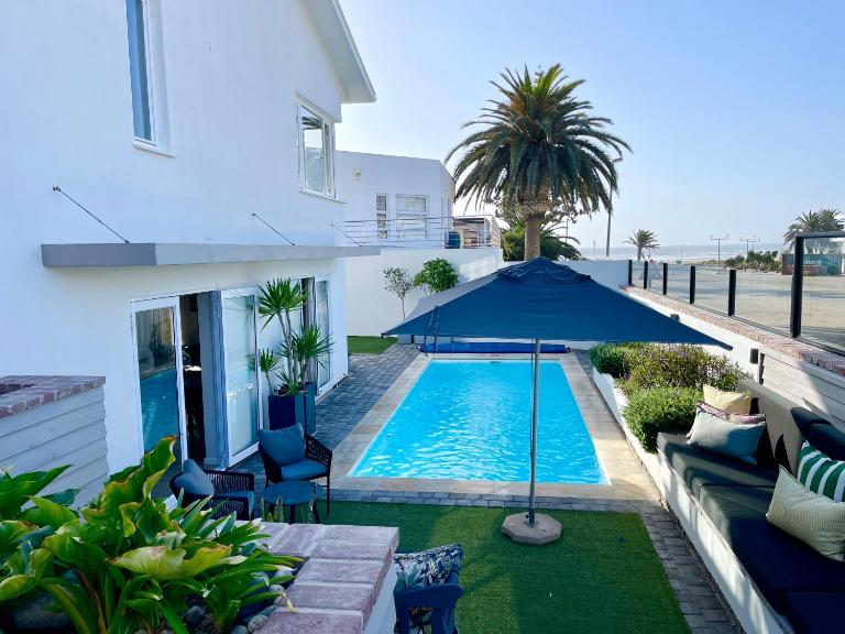 Central Seaview Villa Swakopmund - B&B Swakopmund