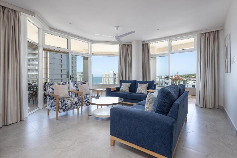 704 Oyster Quays - by Stay in Umhlanga - B&B Durban