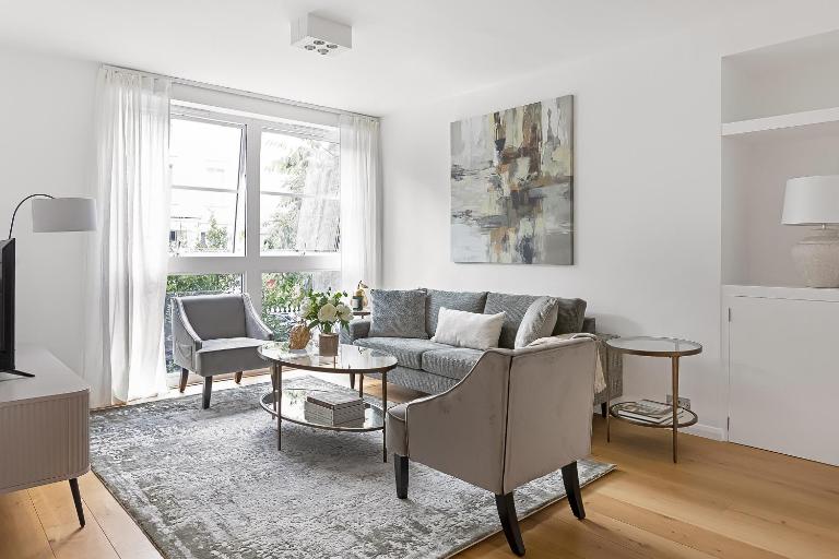 Notting Hill-Opulent Bright Two Bedroom - B&B Londra