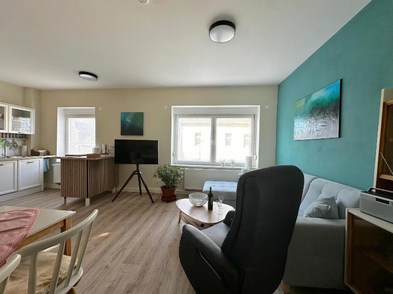 Ferienwohnung Dahlen mit familienfreundlichem Garten - Chambres d'hôtes Dahlen