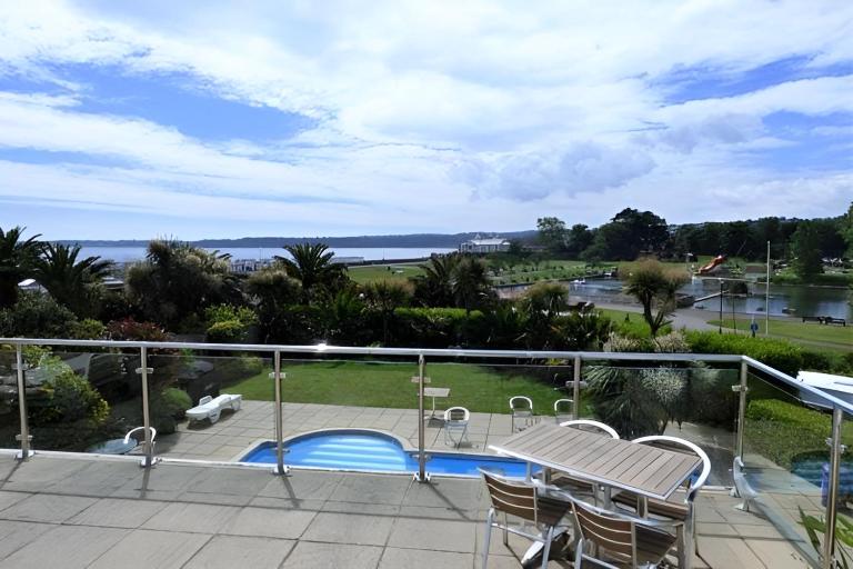 4 Goodrington Lodge - B&B Paignton
