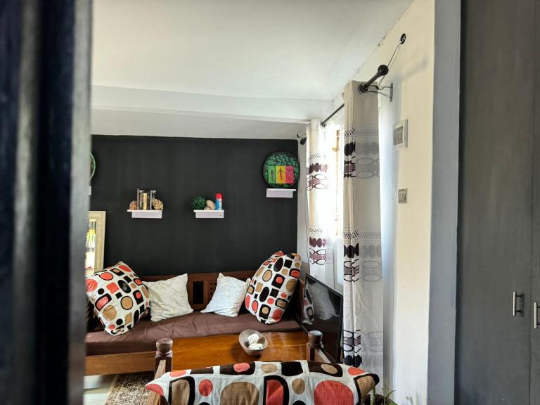 Serena Cosy Studio Home - B&B Mombasa