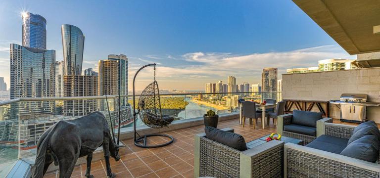 Reem Island Beach Haven with Stellar Balcony Views - B&B Abu Dhabi Island and Internal Islands City