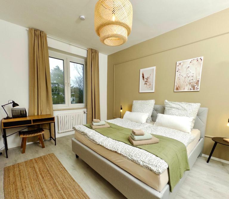 Moderne Wohnung mit Balkon ideal für Familien und Geschäftsreisende - B&B Hattingen