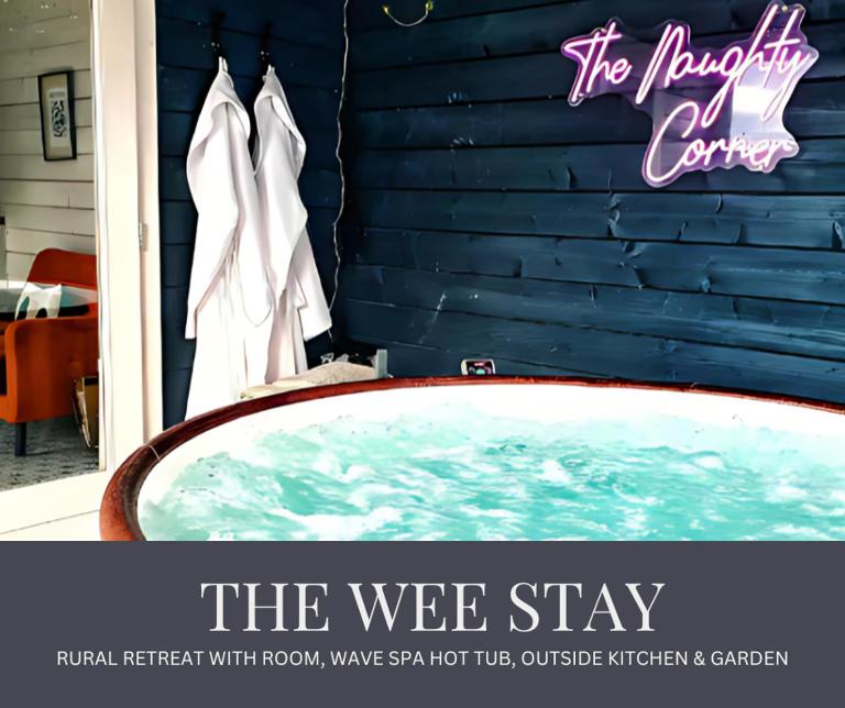 The Wee Stay - Lazy Spa with guest suite and outside Kitchen - Bed and Breakfast Middleton Fossoway
