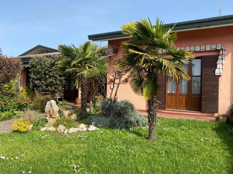 Betty House - Chambres d'hôtes Legnaro