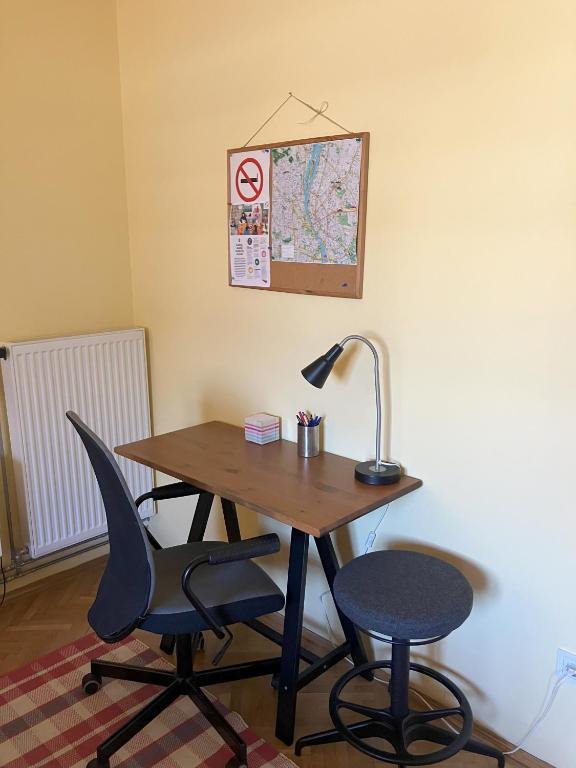 Quiet Corporate & Dental Hub Flat - Óbuda - B&B Budapest