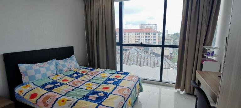 Deluxe Home I Kozi Square - Bed and Breakfast Kuching