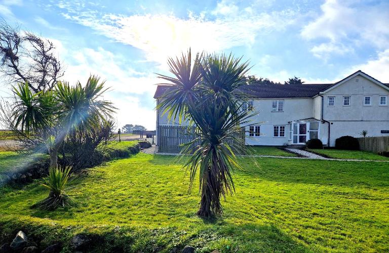 Idyllic location, Amazing view, Spacious - B&B Marazion