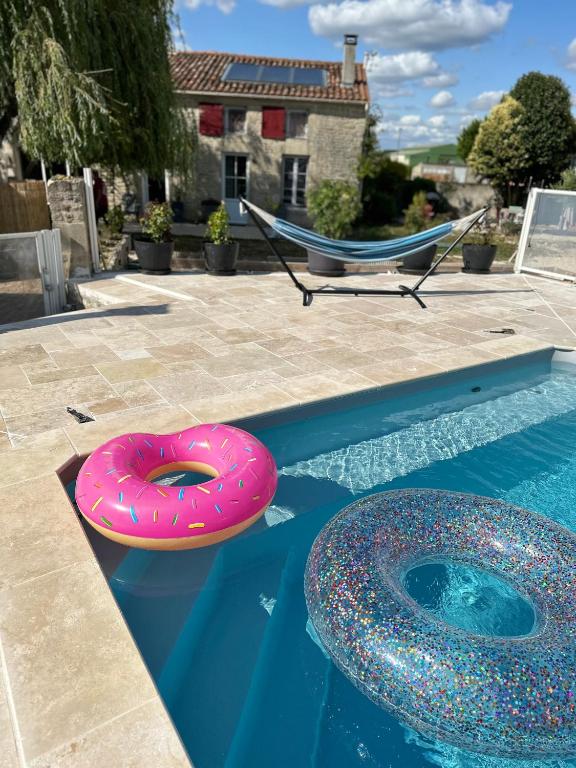 Gîte Chez Tiramisù avec piscine - Bed and Breakfast Coivert