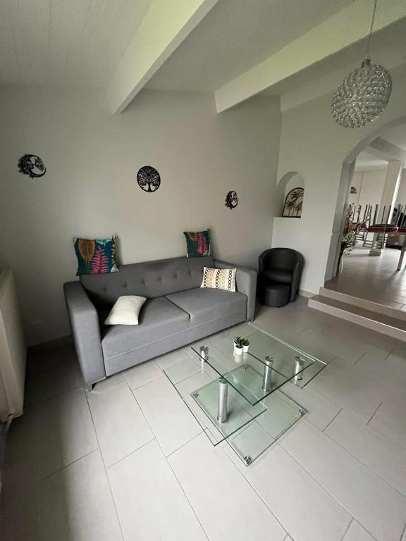 appartement entier quartier calme - B&B Saint-Michel