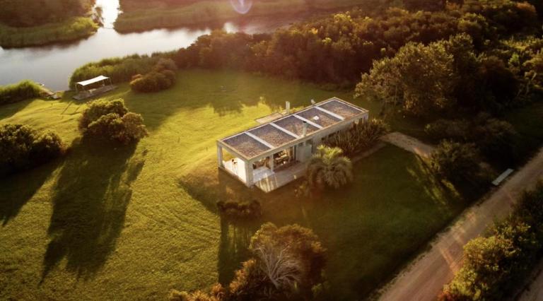 Casa Las Vistillas -La Pedrera- con lago privado a metros del Mar - B&B Rocha