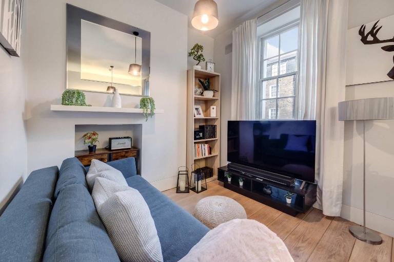 Central Fitzrovia 1-Bed Apartment by Goodge St - Chambres d'hôtes Londres
