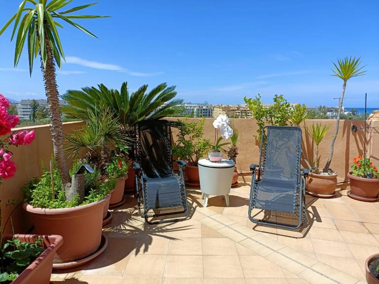 Atico Flores y Mar - Bed and Breakfast Denia