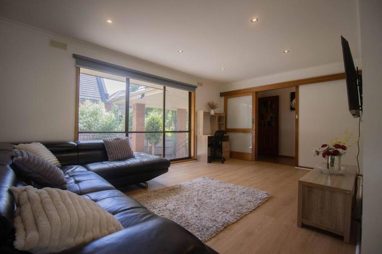 Sovereign Hill Getaway Walk to Attractions - B&B Kyneton