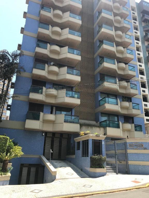 Maior apartamento de 1 quarto Cambuí 103 décimo andar - B&B Campinas