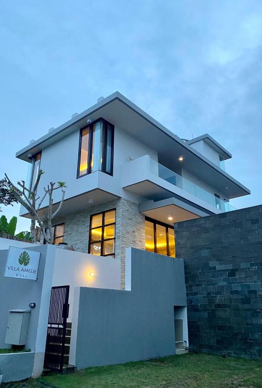Amelie Villa Nusa Dua - B&B Nusa Dua