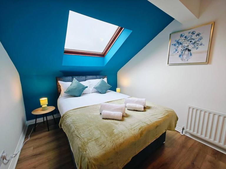 4BR Modern Ormeau House - Bed and Breakfast Belfast