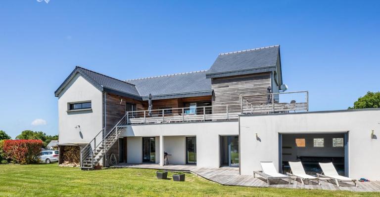 Villa d'architecte piscine intérieure 12 personnes - B&B Saint-Cast-le-Guildo