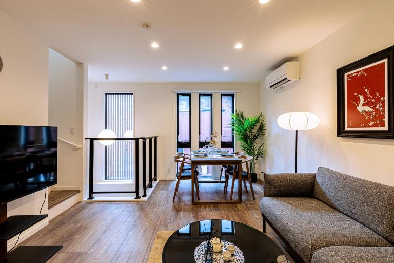 JS暁宅-睦月 mutsuki - Chambres d'hôtes Osaka