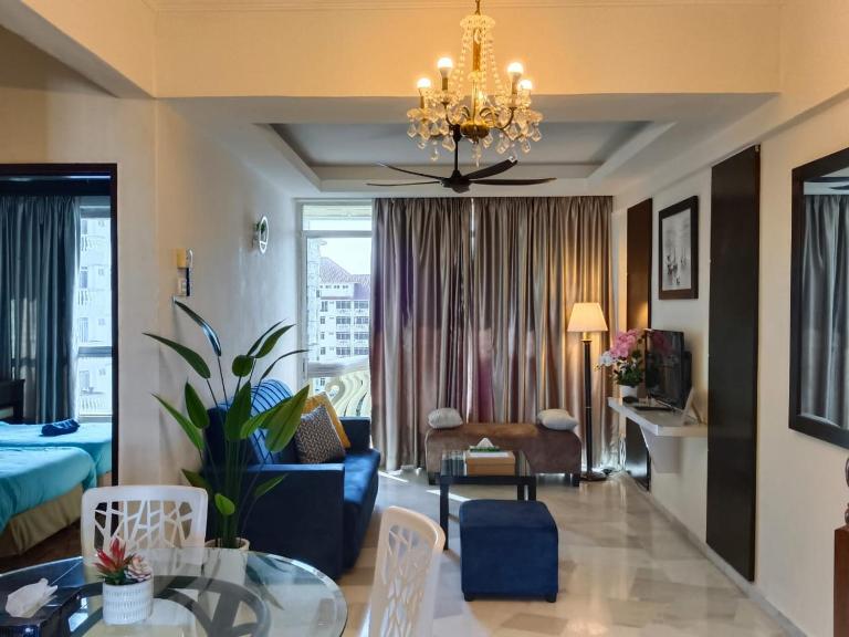Jev Penthouse - Ferienwohnung Port Dickson