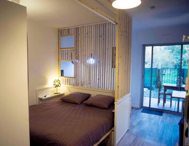 Appartement T1bis avec véranda et jardinet - Bed and Breakfast Barbotan-les-Thermes