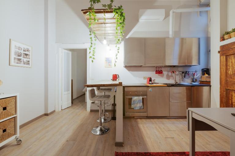 Isola - Ugo Bassi - Ampio Bilocale Moderno - B&B Milano