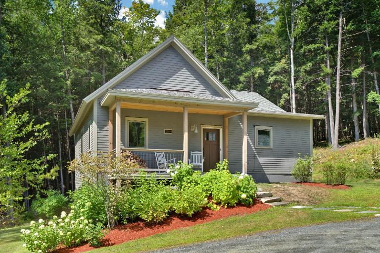 Fireplace Woods Club Access - Modern Quechee - B&B Quechee