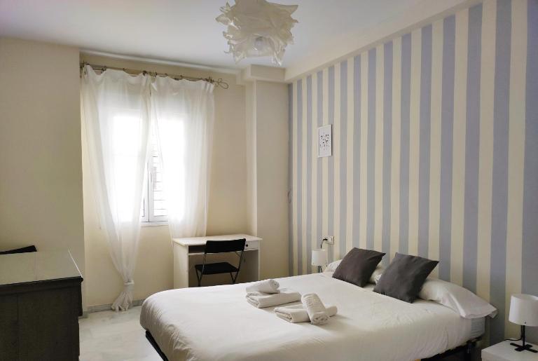 Casa Torrijiano.Parking Gratis!. - B&B Seville
