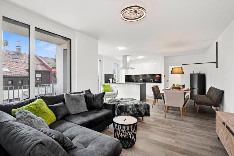 - THE - RooM - kuschelige 85 Quadratmeter - B&B Zirndorf