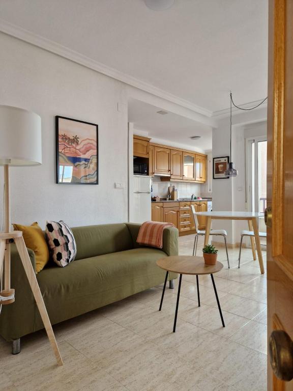 Bonito piso al lado del Mar! - B&B La Marina