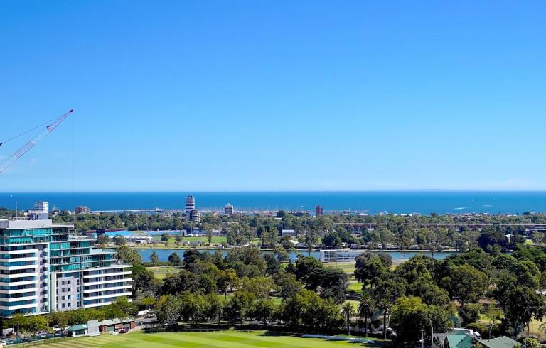 Luxury 2BR APT - Stunning Bay View CBD View LV16 - B&B Melbourne