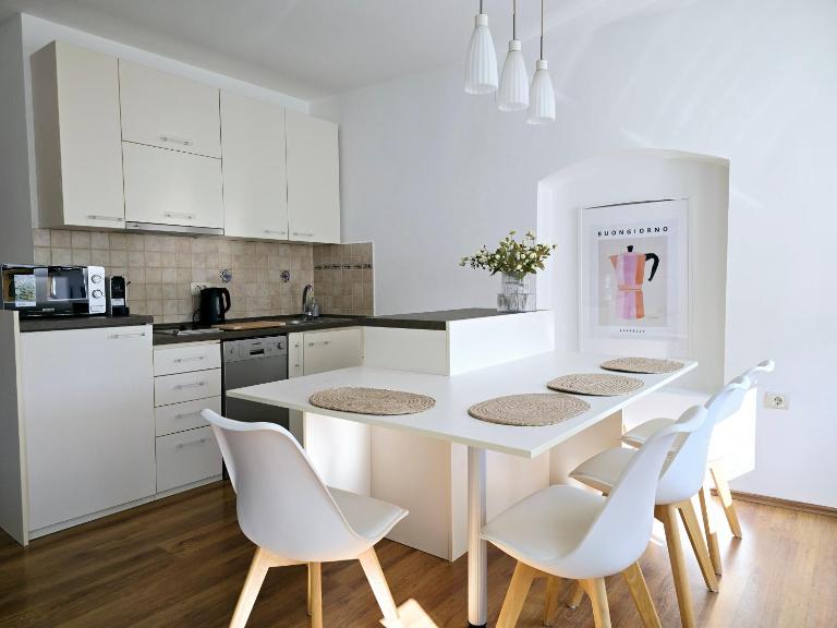 Scala 8 Apartment - B&B Opatija