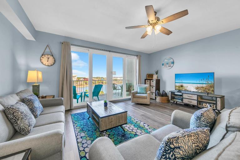 Laketown Wharf 402 - B&B Panama City Beach