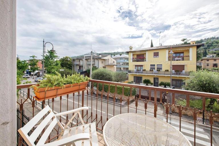Achilla 1 appartamenti - Ferienwohnung Torri del Benaco
