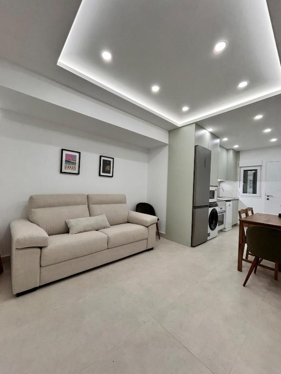 AeroSuites102 Alojamiento Madrid - B&B Madrid