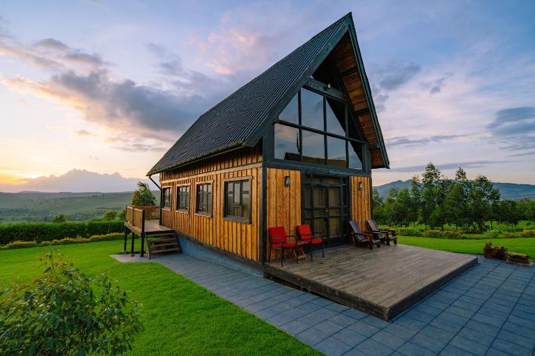 Shamba Lodge Cabin A - B&B Arusha