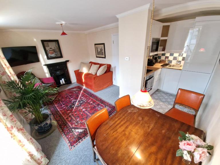 Charming Apartment near Kings Cross - B&B Londra