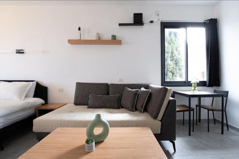 adam's Room - B&B Haifa